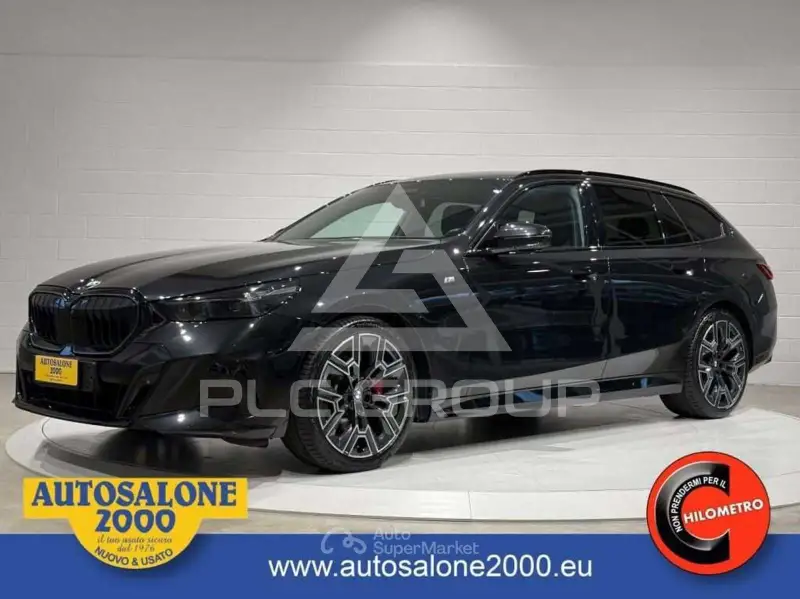2024 BMW 523