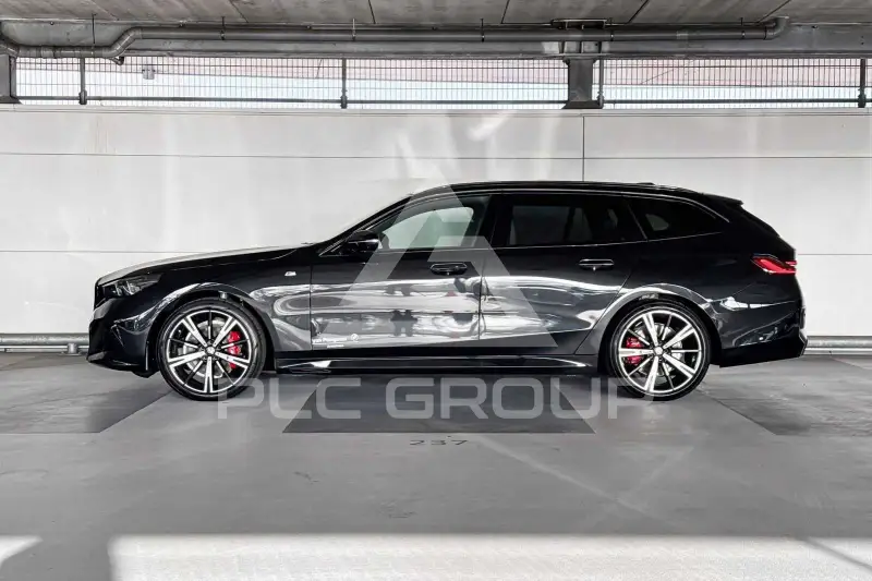 2024 BMW 523