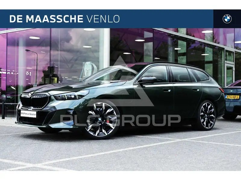 2024 BMW 523