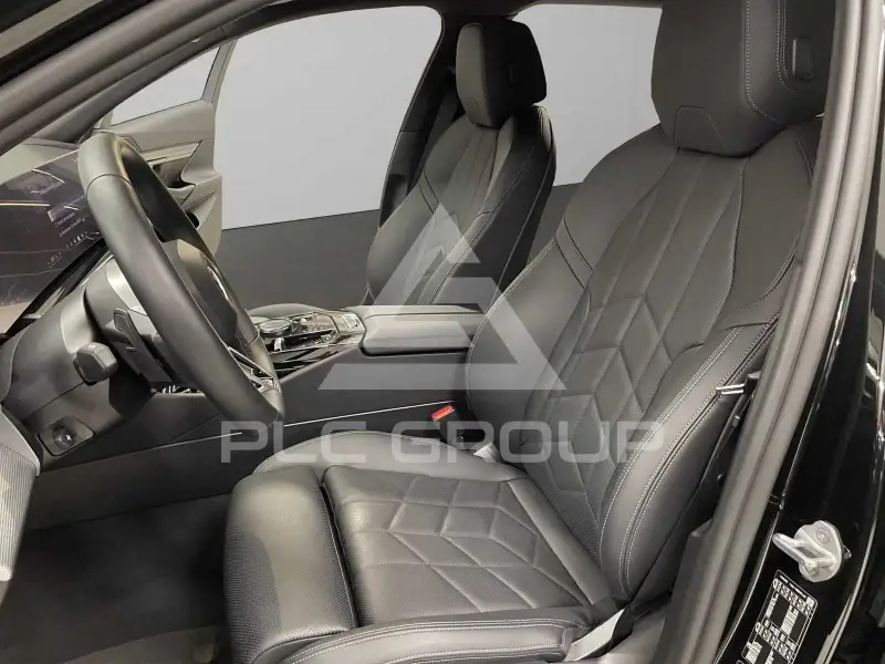 2024 BMW 523