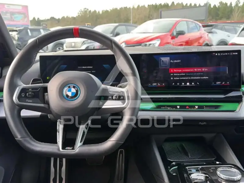 2024 BMW 523