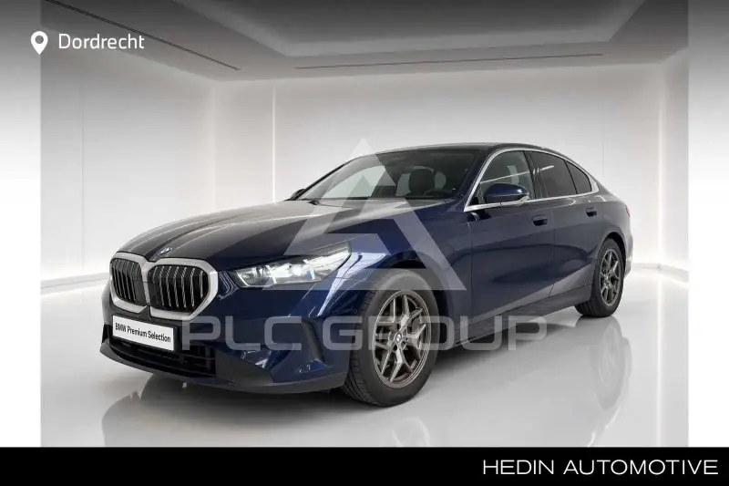 2024 BMW 523