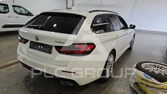 2024 BMW 523