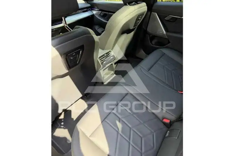 2024 BMW 523