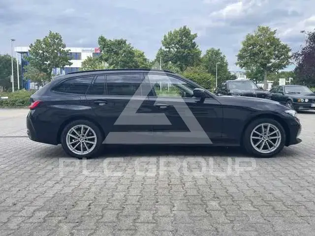 2024 BMW 330