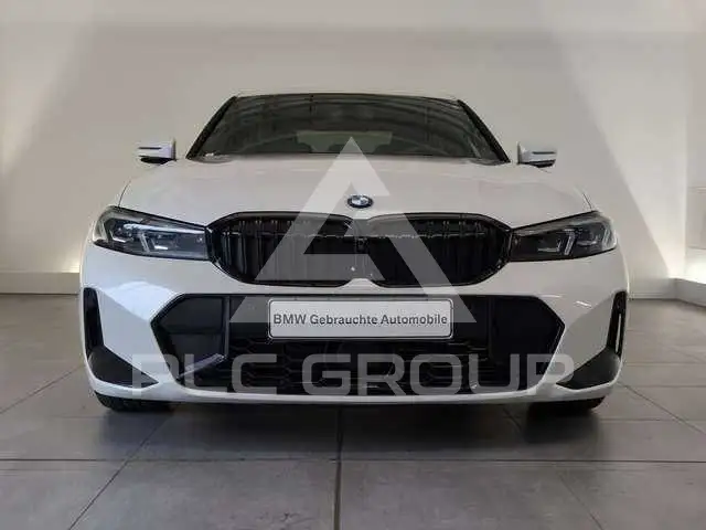 2024 BMW 330