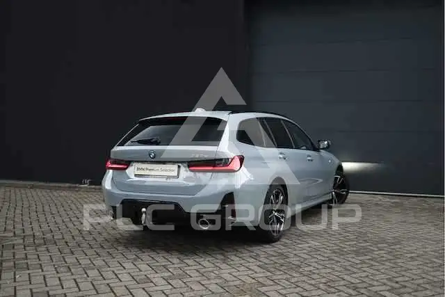 2024 BMW 330