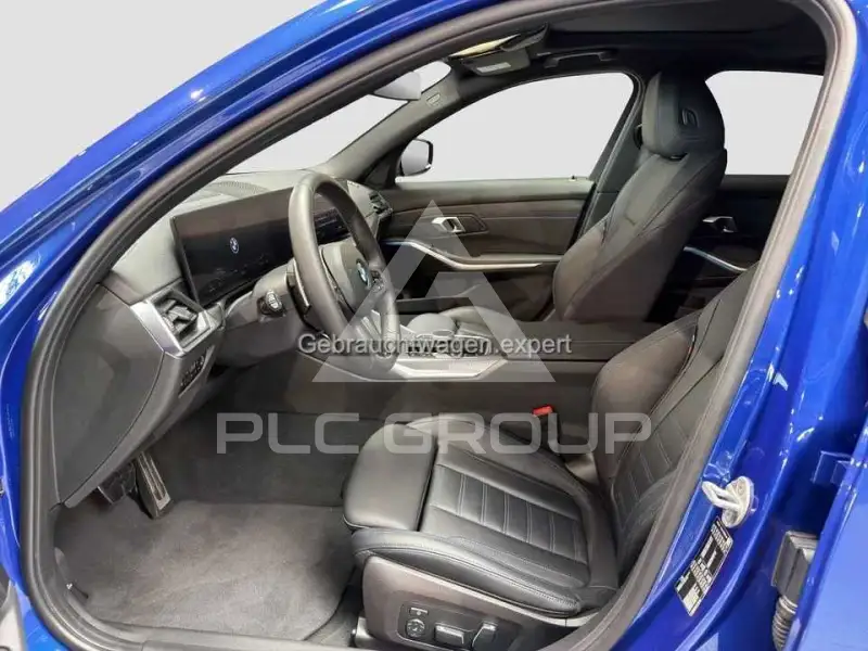 2024 BMW 330