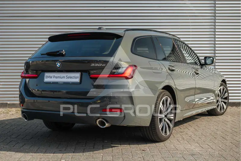 2024 BMW 330
