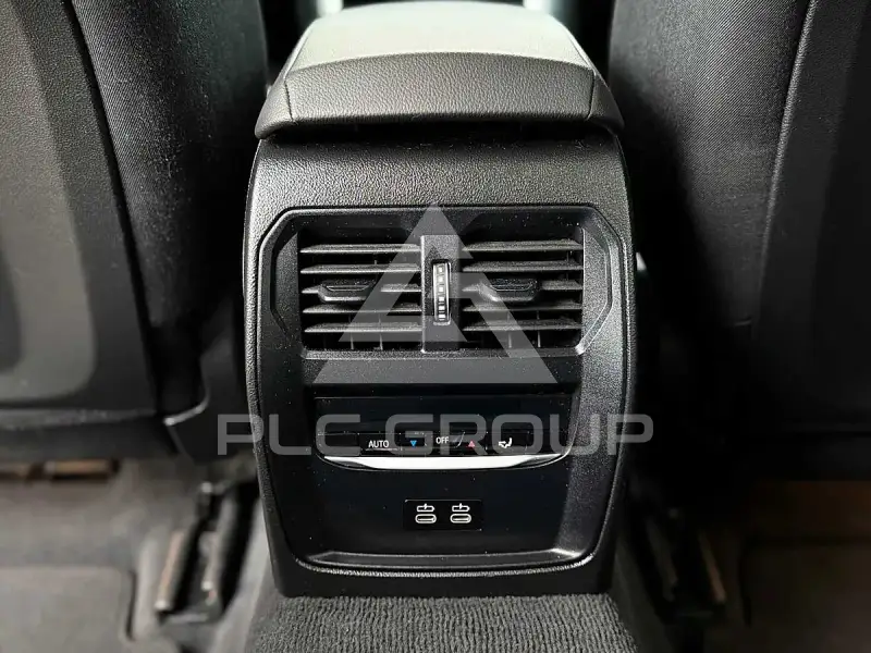2024 BMW 330
