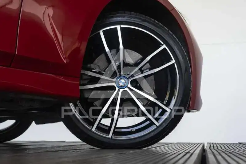 2024 BMW 330