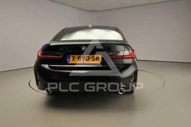 2024 BMW 330