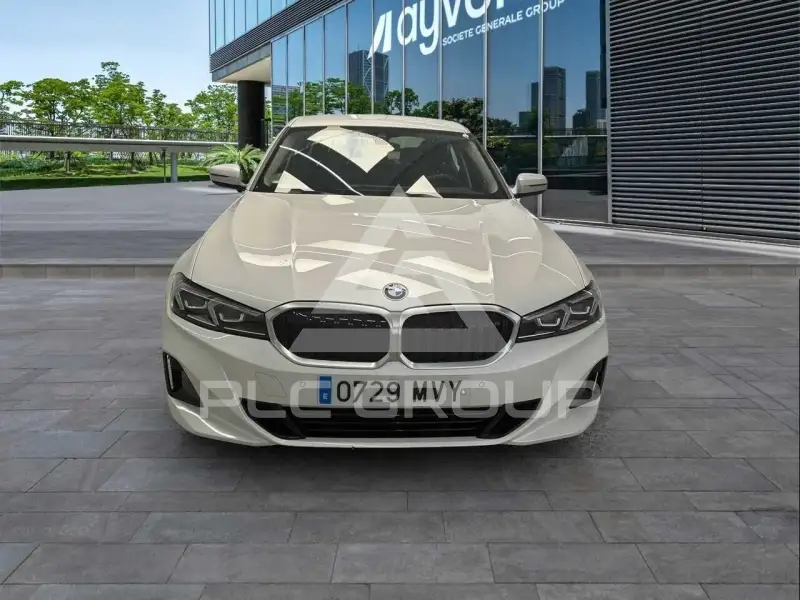 2024 BMW 330