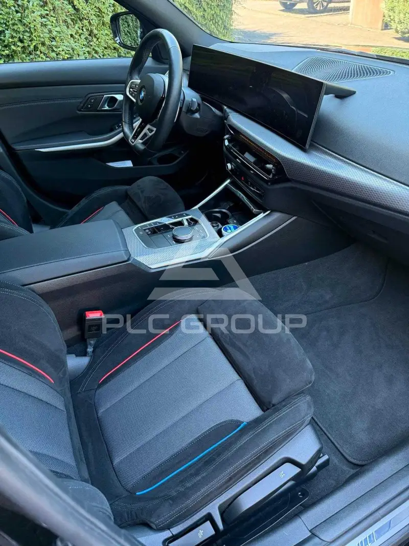 2024 BMW 330