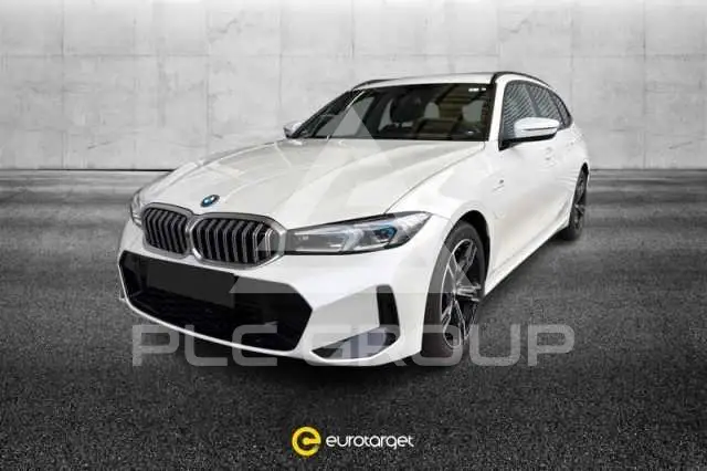 2024 BMW 330