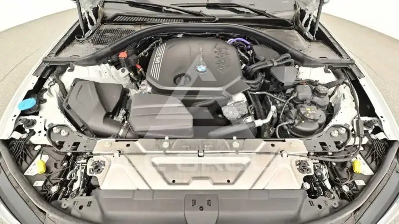 2024 BMW 330