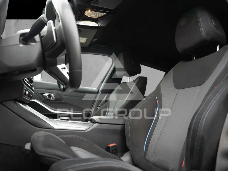 2024 BMW 330