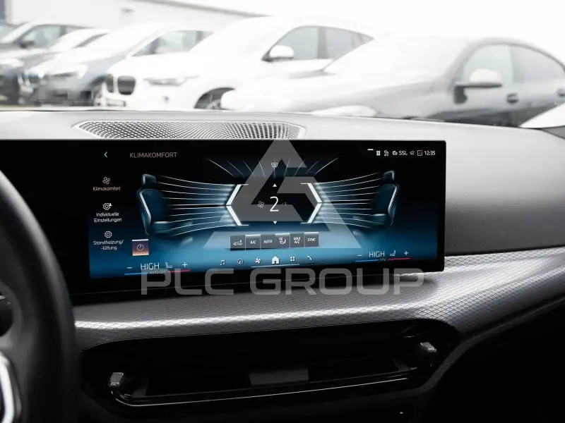 2024 BMW 330