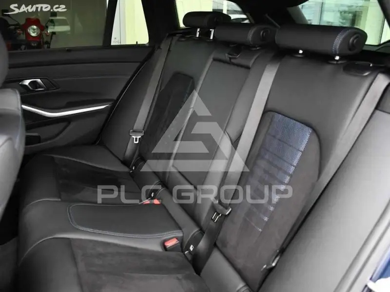 2024 BMW 330