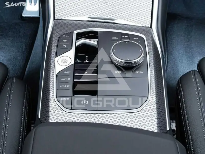 2024 BMW 330
