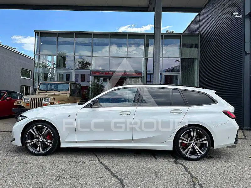 2024 BMW 330