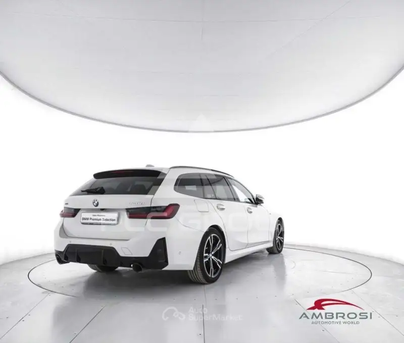 2024 BMW 330