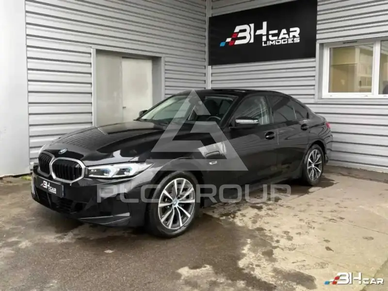 2024 BMW 330
