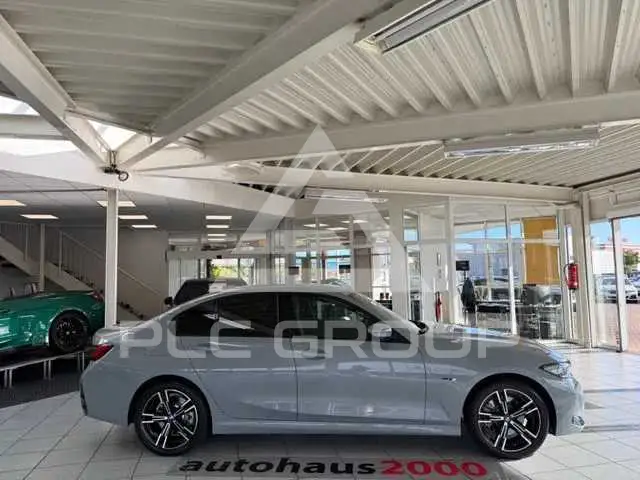 2024 BMW 330