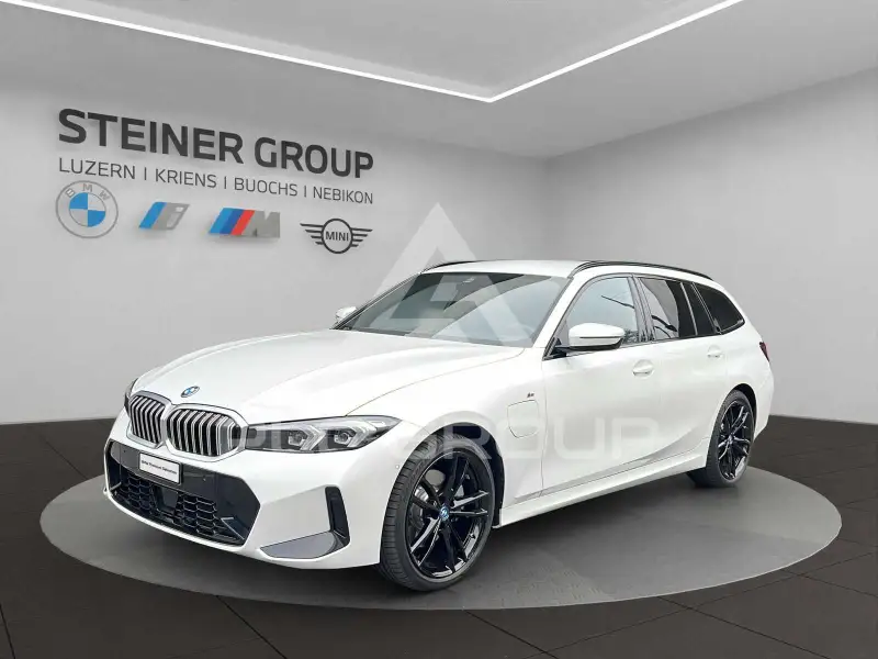 2024 BMW 330