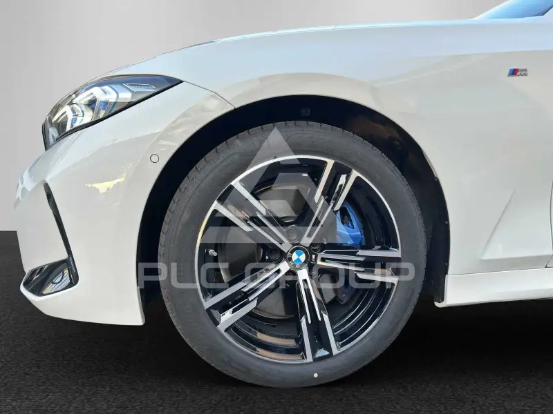 2024 BMW 330