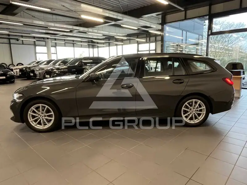 2024 BMW 330