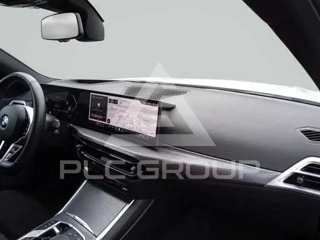 2024 BMW 330