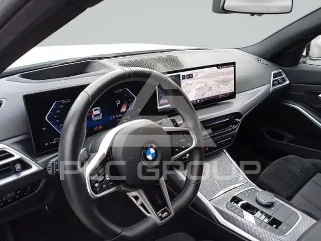 2024 BMW 330