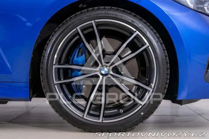 2024 BMW 330
