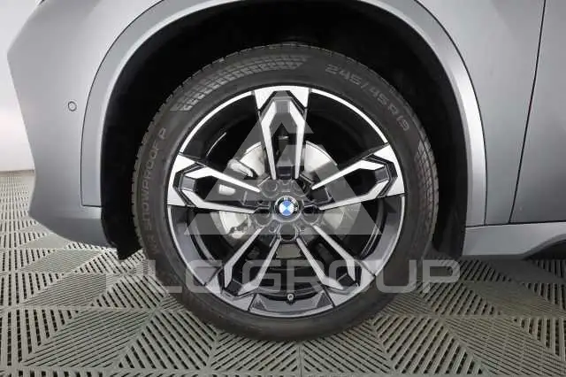 2024 BMW X1