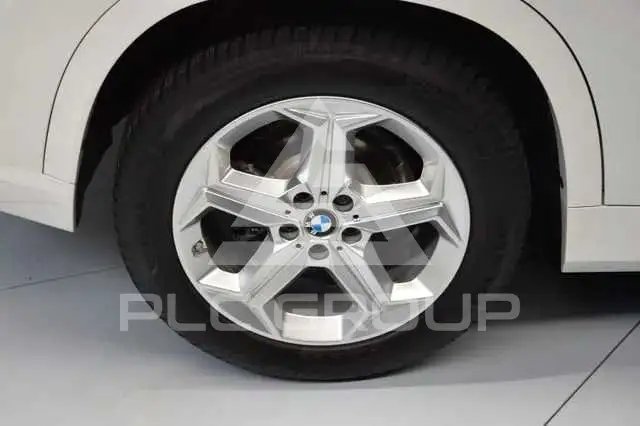 2024 BMW X1