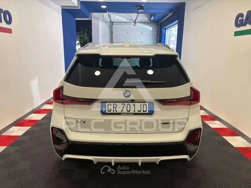 2024 BMW X1