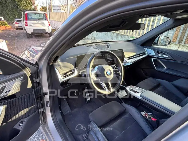 2024 BMW X1