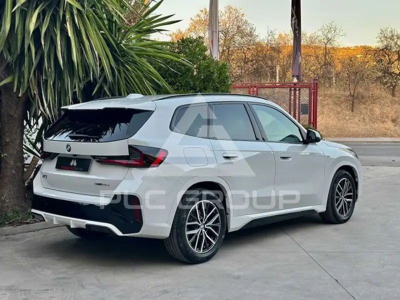 2024 BMW X1