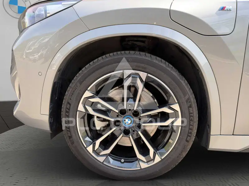 2024 BMW X1