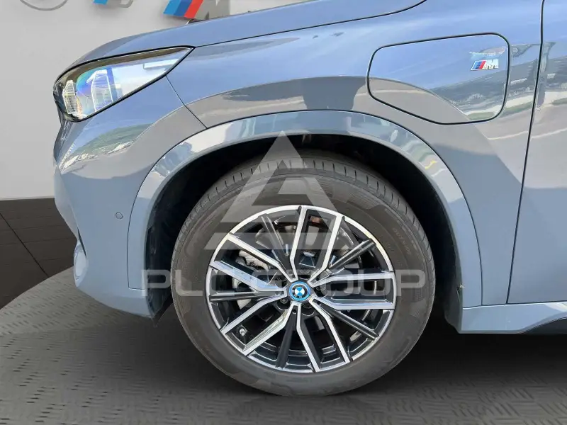 2024 BMW X1