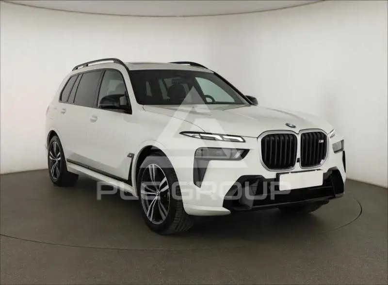 2024 BMW X7