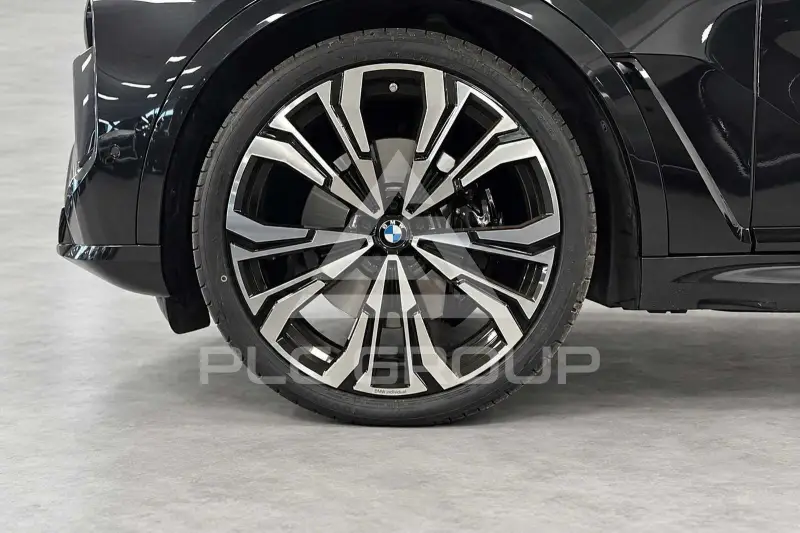 2024 BMW X7