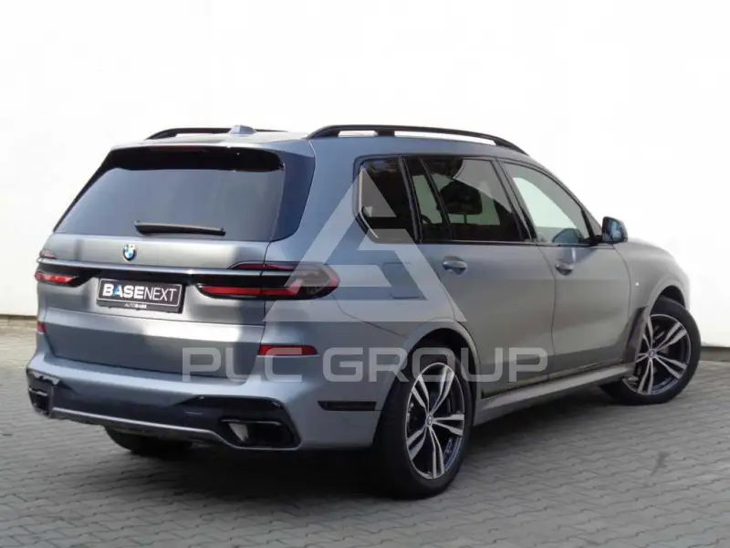 2024 BMW X7
