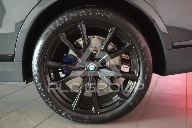 2024 BMW X7