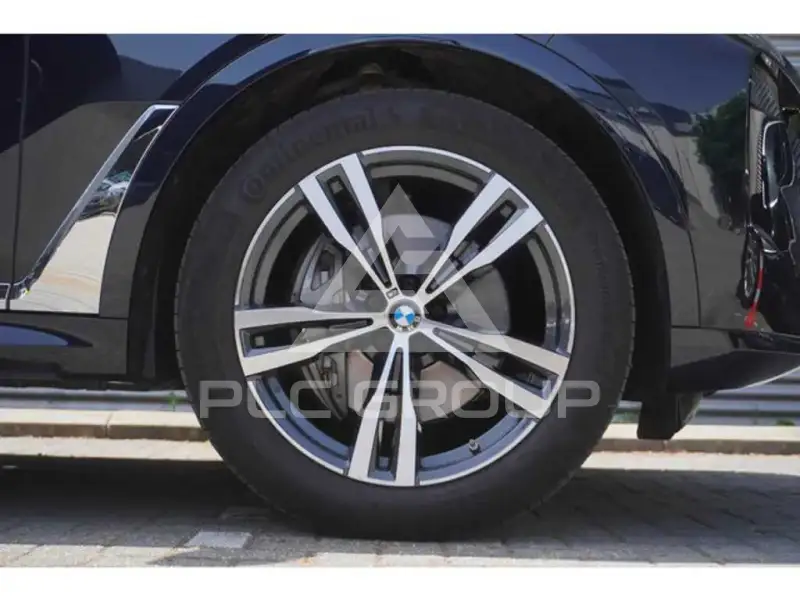 2024 BMW X7
