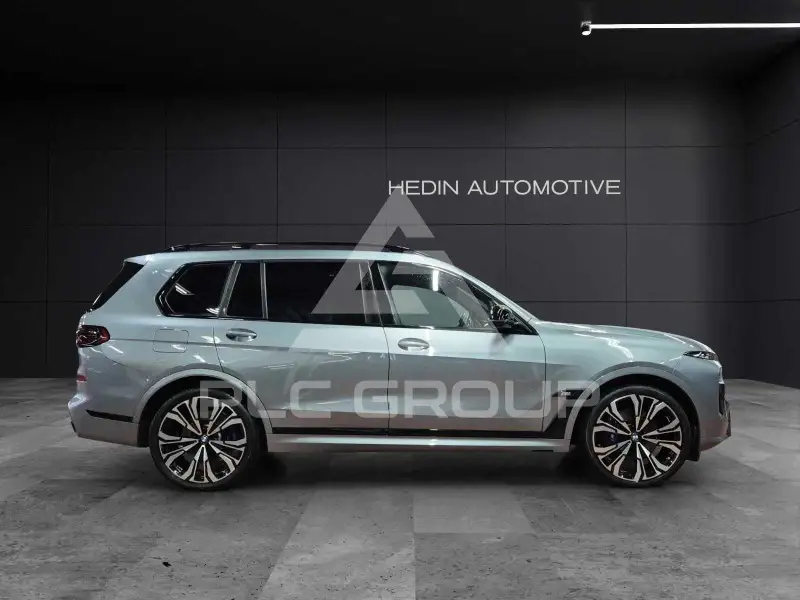 2024 BMW X7