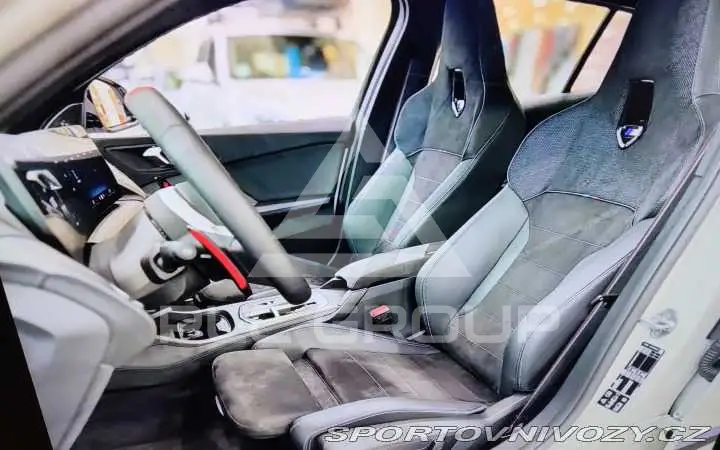 2024 BMW 120