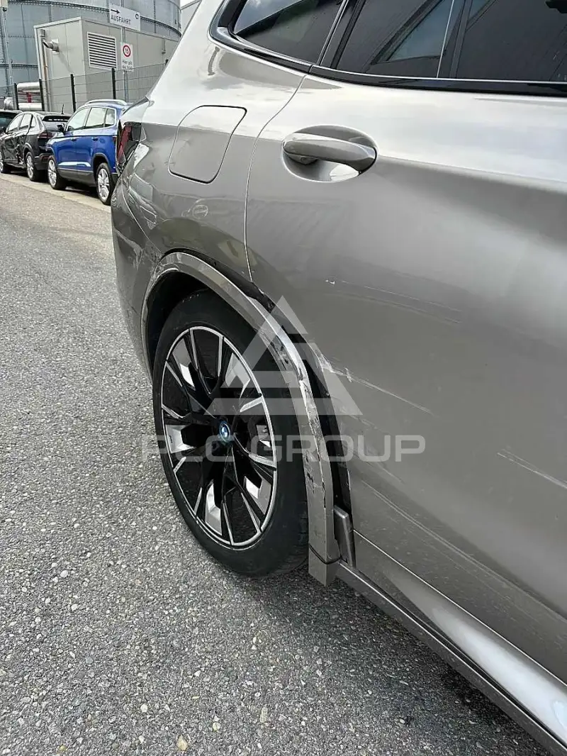 2024 BMW iX