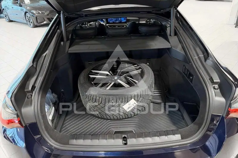 2024 BMW I4